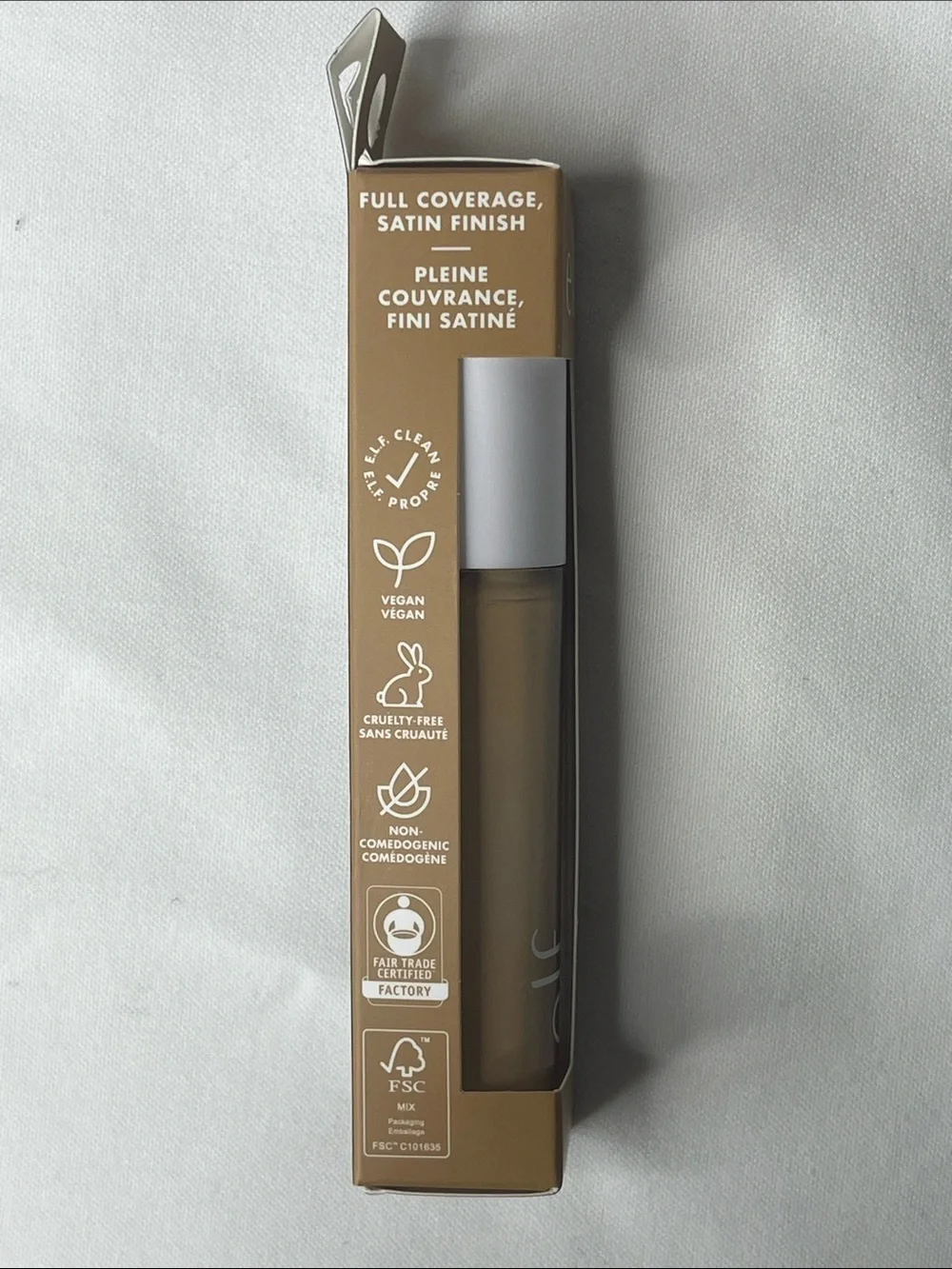 elf Hydrating Camo Concealer in Light Beige Full Coverage Satin Finish